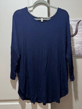 Honeyme navy blue blouse